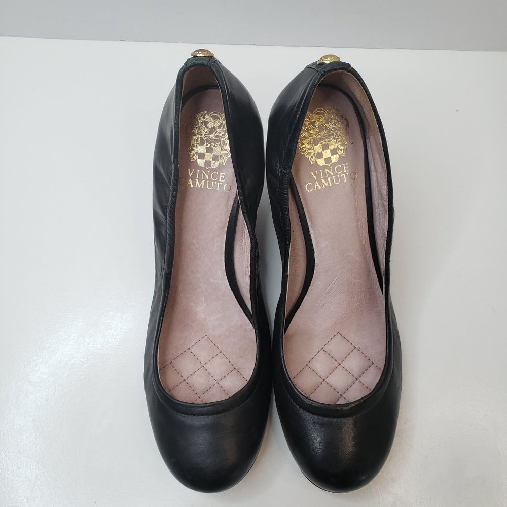 Vince Camuto Slip On Wedge Shoes Sz 8.5 Black Leather Comfort Heeled Dress Shoe - Picture 2 of 11